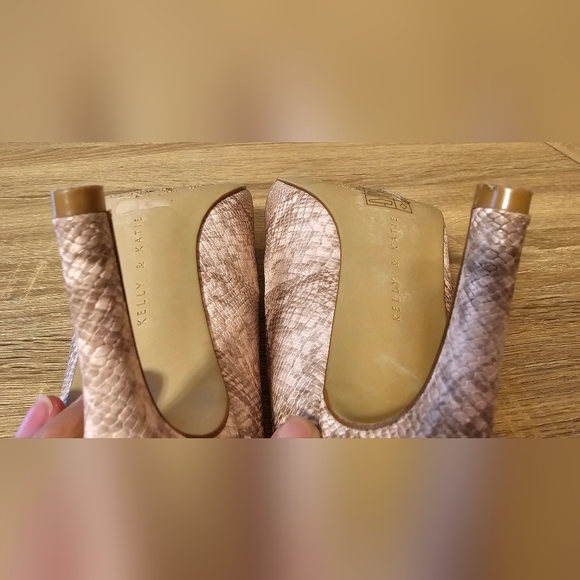 Kelly & Katie Astivia Snake Print Pump with 3.5 Heals US Size 10 NWOT - Picture 5 of 7